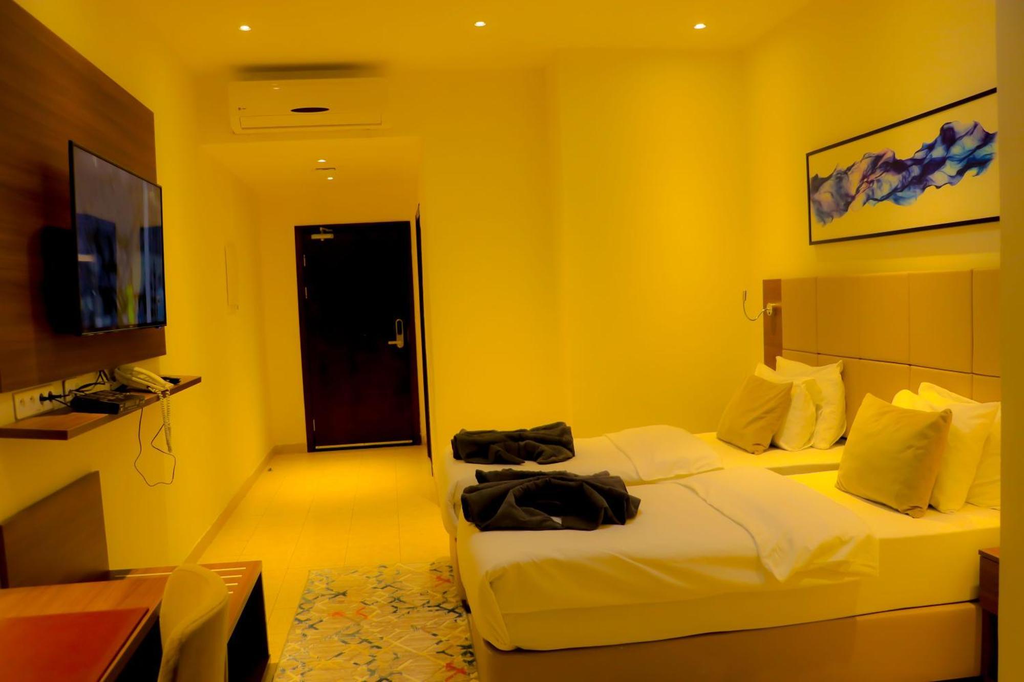 Capital Hotel Djibouti Djibouti City Exteriör bild